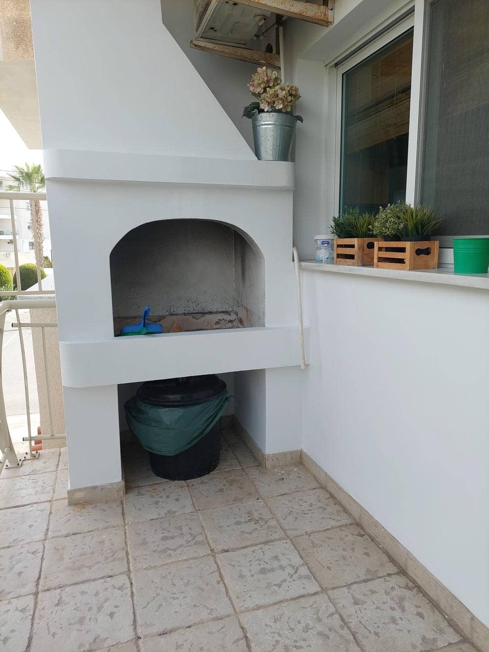 3 Bedroom Apartment for Long Term Rent in Paphos Cyprus (1)