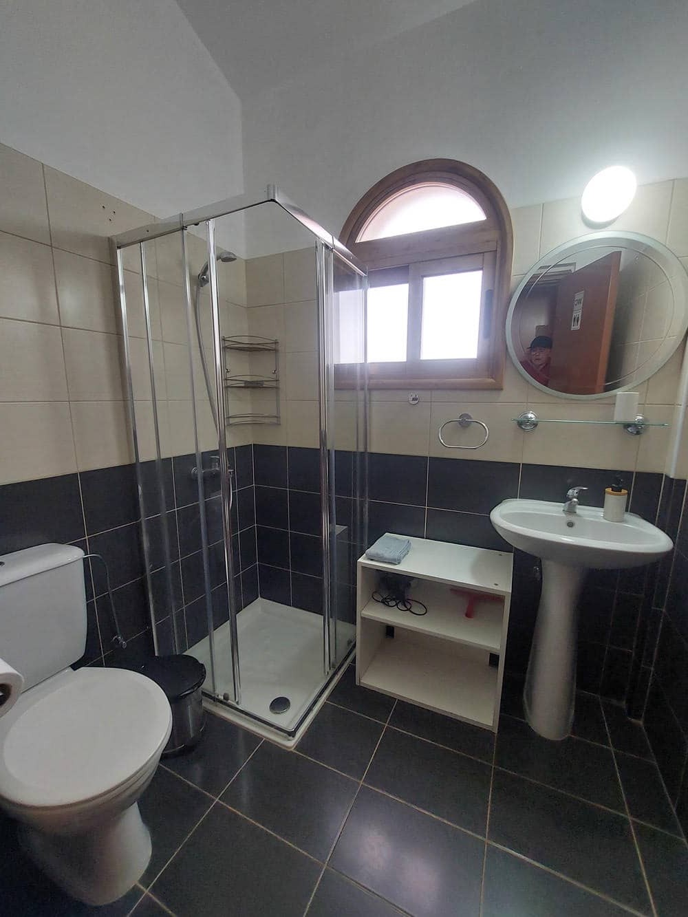 7 Bedroom Villa for Long Term Rent in Peyia Paphos (11)