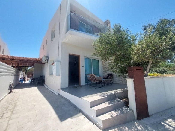 2 Bedroom Apartment – Chloraka