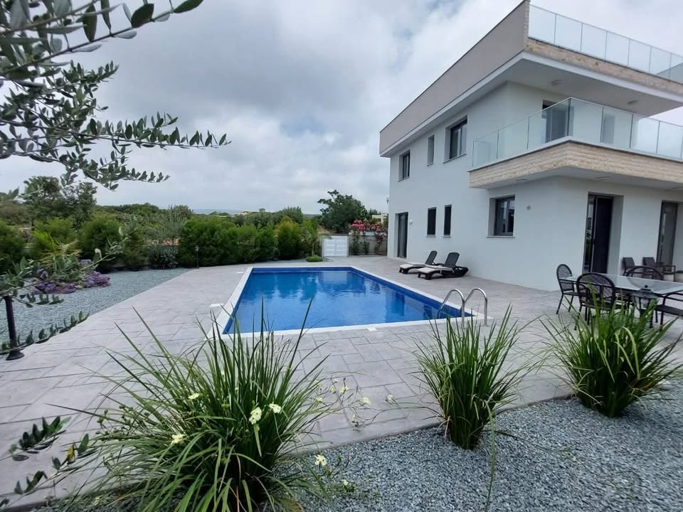 4 Bedroom Villa – Agios Georgios