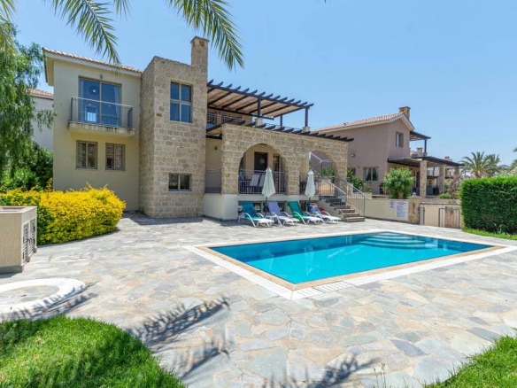 3 Bedroom Villa – Polis
