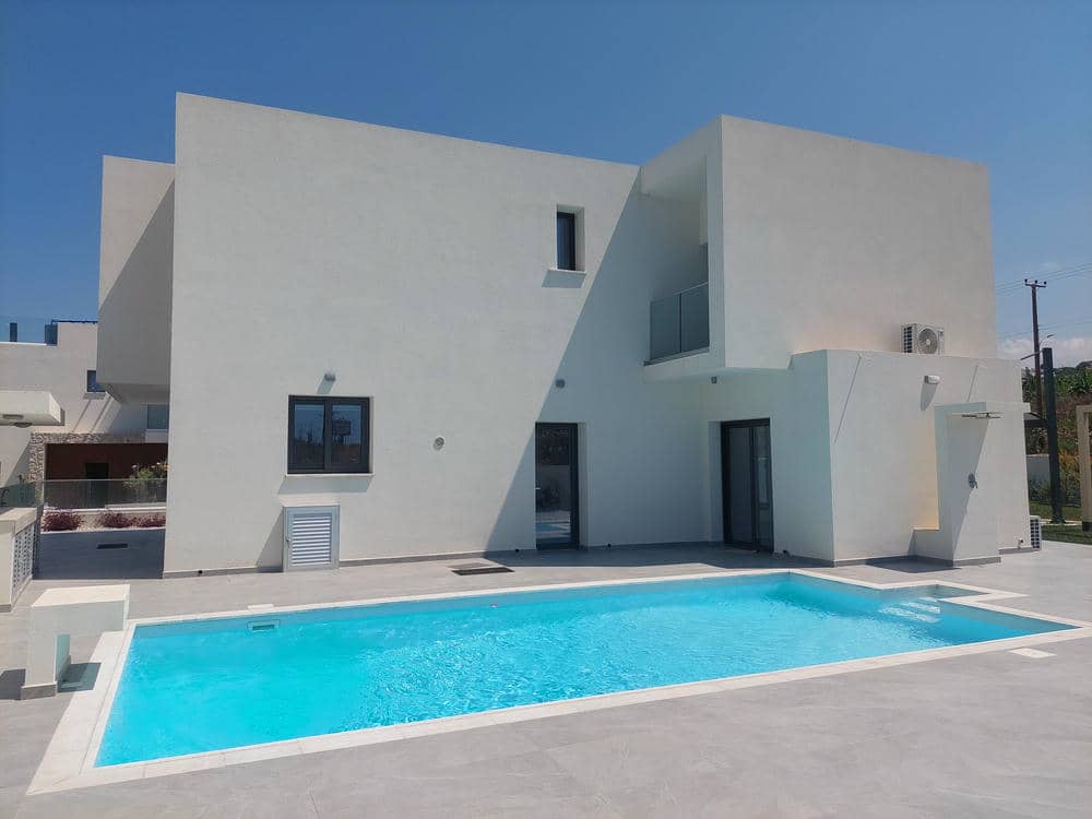 4 Bedroom Villa – Kissonerga