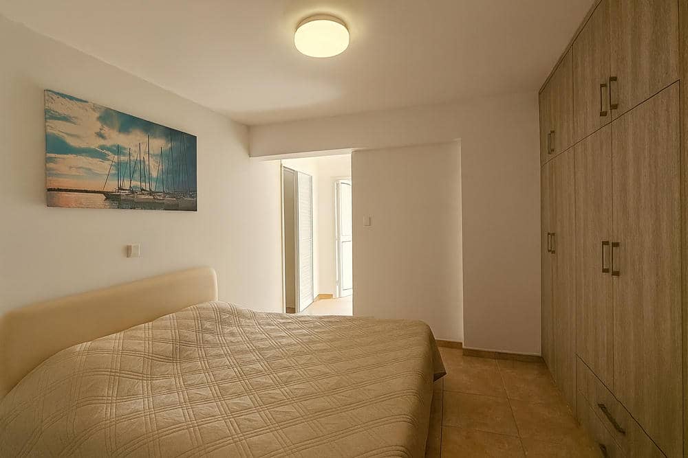 6 Bedroom Villa – Peyia