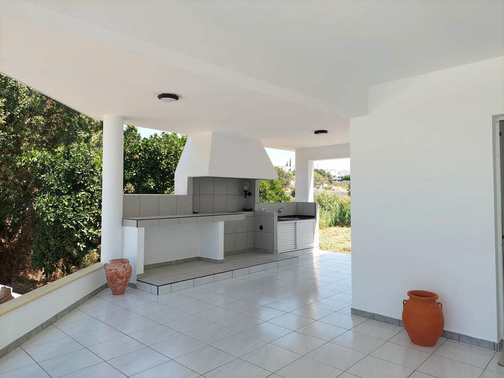 5 Bedroom Villa – Lemba