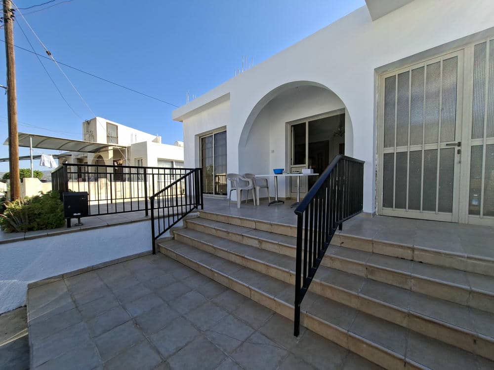3 Bedroom House – Emba