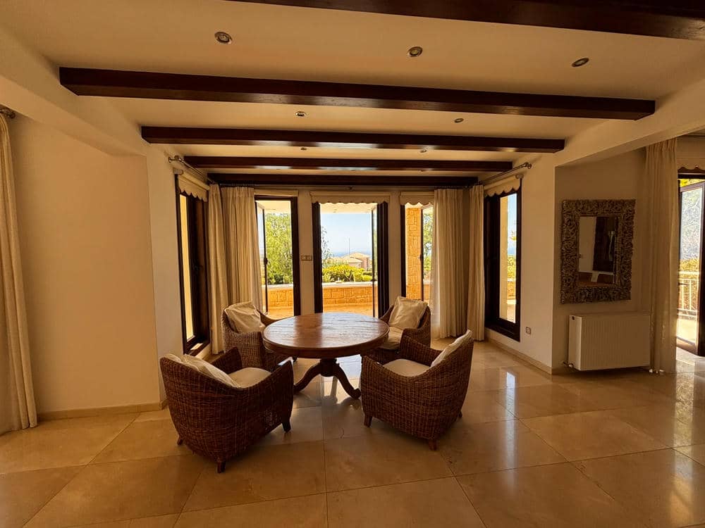 5 Bedroom Villa – Aphrodite Hills