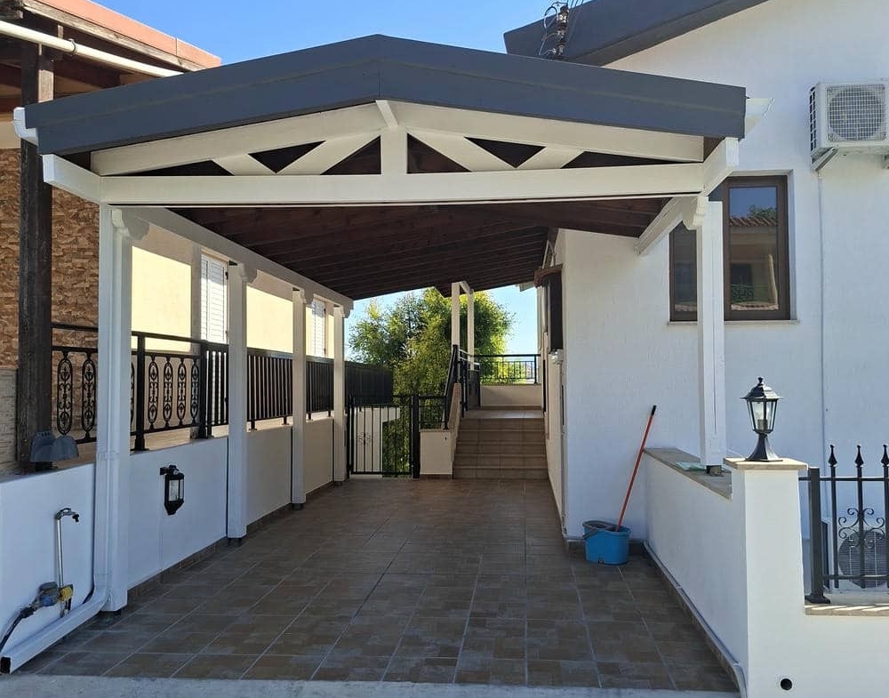 5 Bedroom Villa – Stroumbi