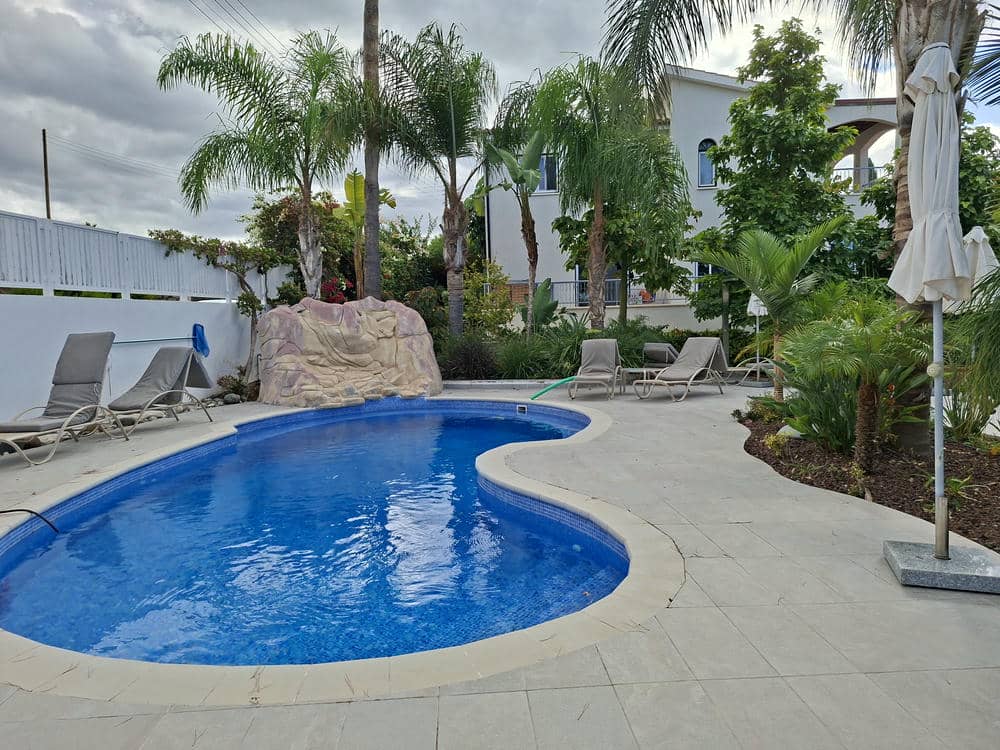 3 Bedroom Bungalow – Coral Bay