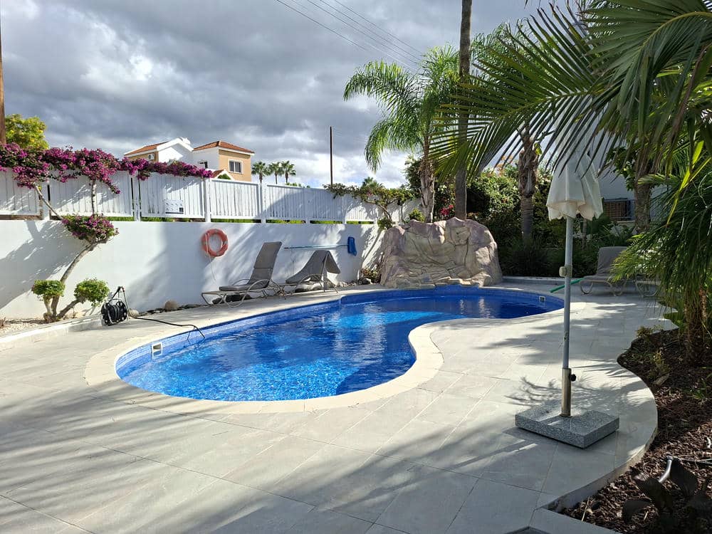 3 Bedroom Bungalow – Coral Bay