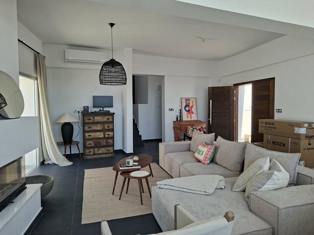 4 Bedroom Villa – Peyia
