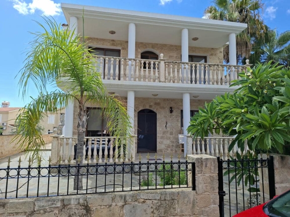 4 Bedroom Villa – Peyia